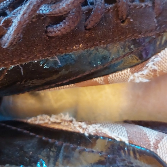 Cute coach shoes - Picture 4 of 4